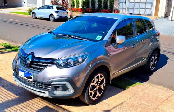 RENAULT CAPTUR 1.3 TCE FLEX INTENSE X-TRONIC RENAULT CAPTUR 1.3 TCE FLEX INTENSE X-TRONIC